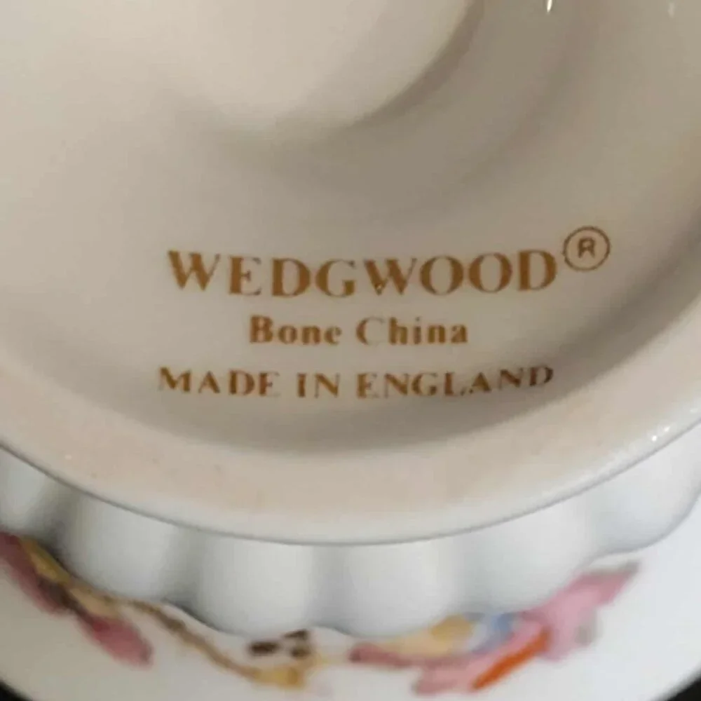 Wedgwood Bone China Small Footed Vase 3.5